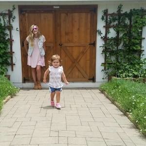 Meet your Posher, Ashley